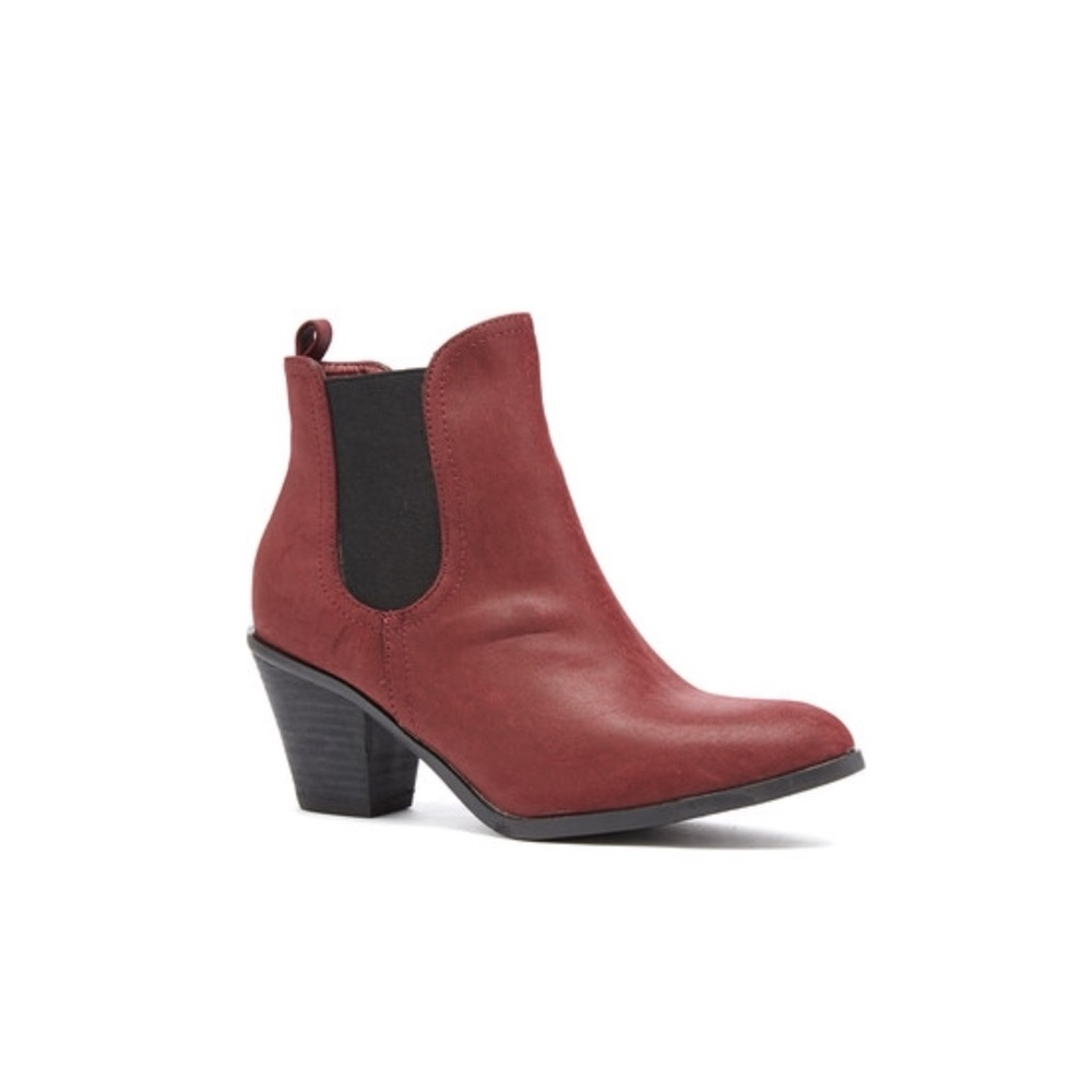 Bucco Alannia Short Boot